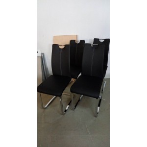 Szánkótalpas fekete műbőr székek újszerű állapotban