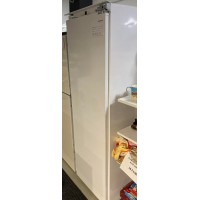 Liebherr A++ beépíthető kombinált hűtőszekrény