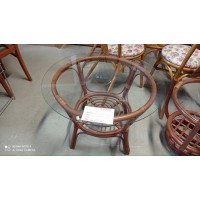 Kör alakú rattan asztalka
